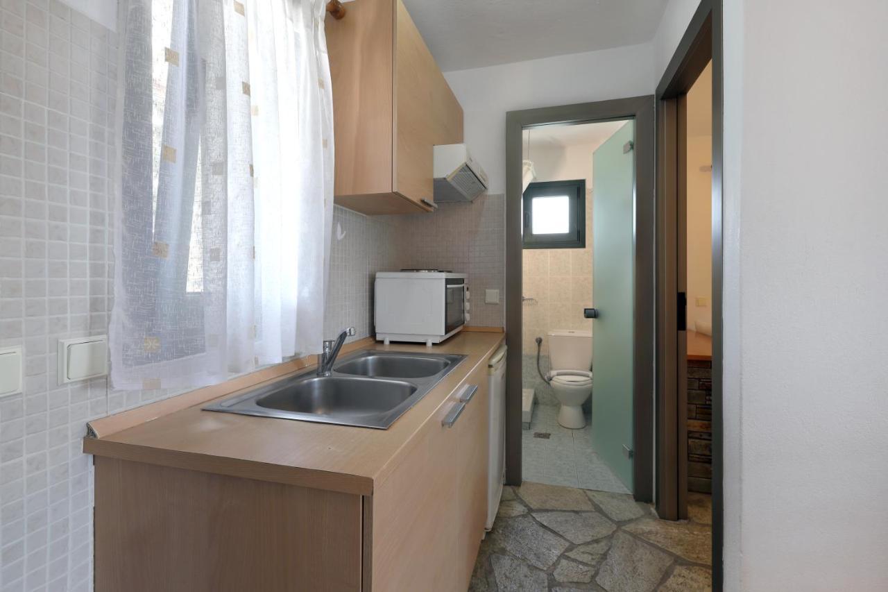 Maistrali Apartments Ormos Panagias Buitenkant foto