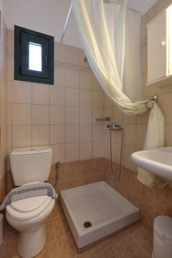 Maistrali Apartments Ormos Panagias Buitenkant foto