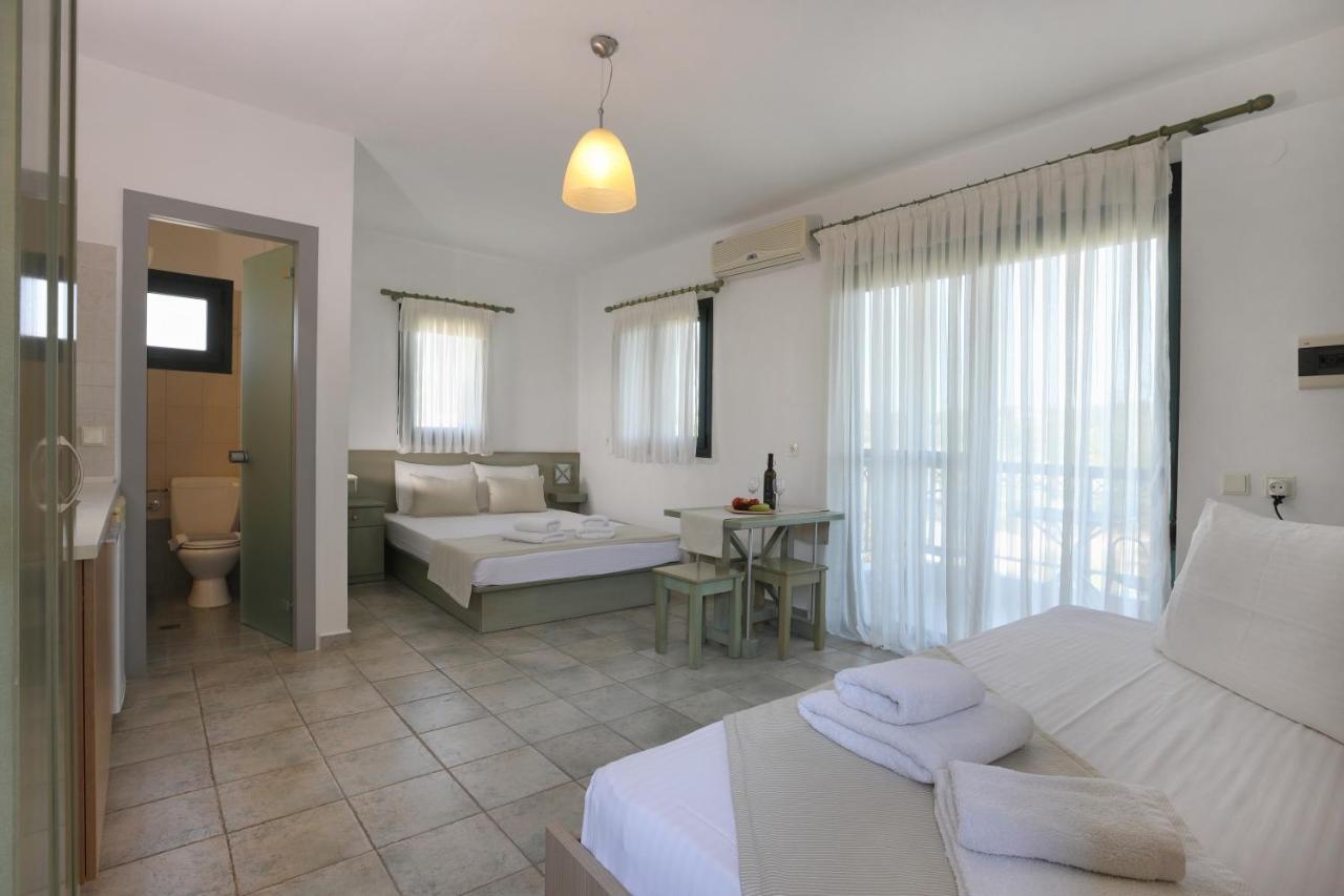 Maistrali Apartments Ormos Panagias Buitenkant foto