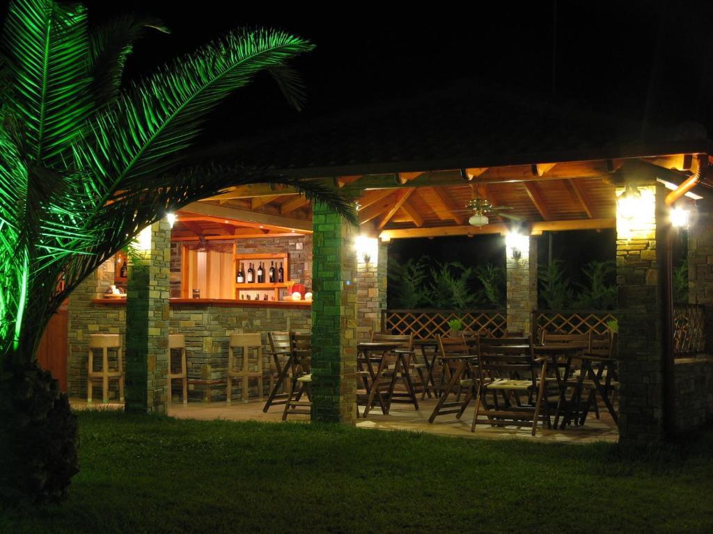 Maistrali Apartments Ormos Panagias Buitenkant foto